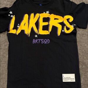 NBA LOS ANGELES LAKERS LEGACY YOUTH TEE